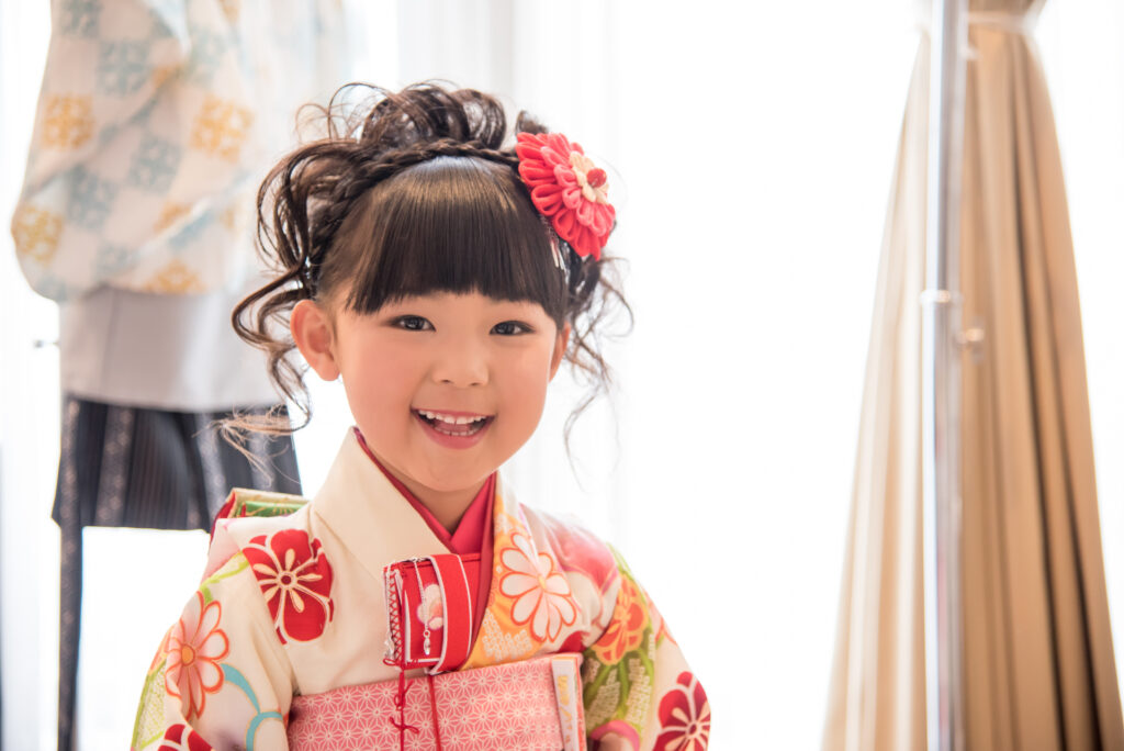 美容室の和装サービス 着物小物とヘアアクセサリー